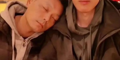 相差20岁!05年薄肌男大疯狂“倒贴”85年大叔，全网txl酸了…