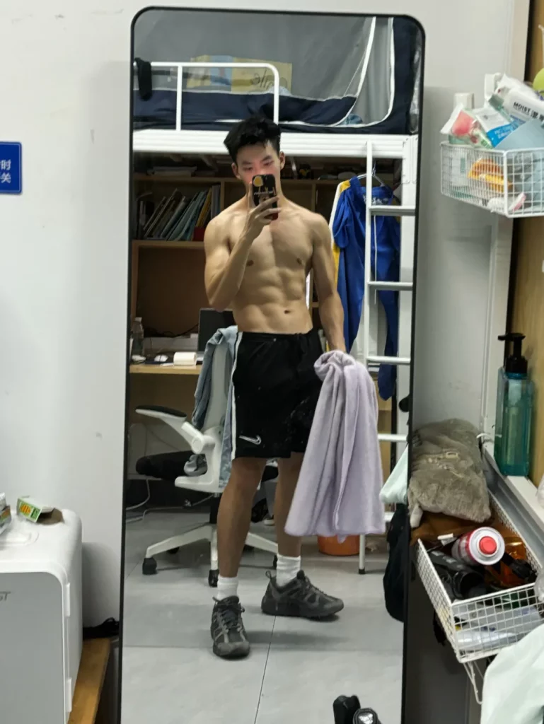 广州体育学院小腹肌体育生