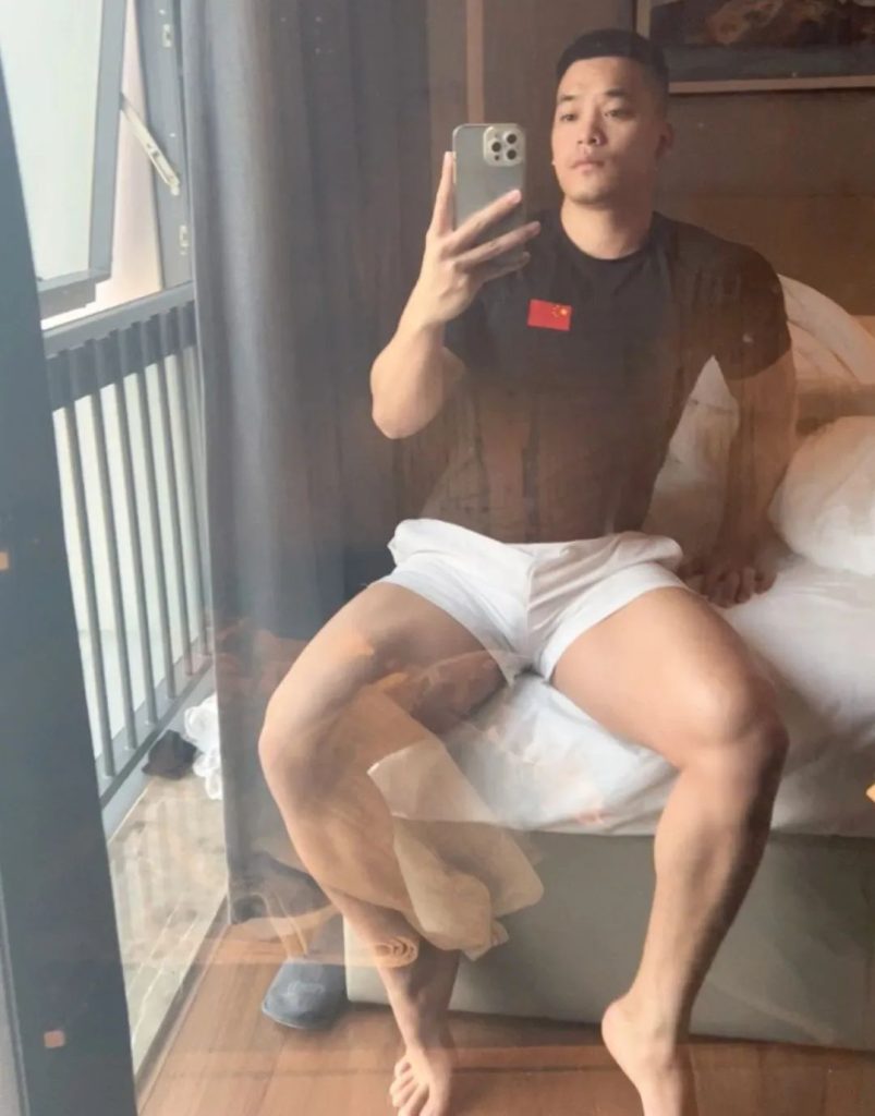 山东体院 185CM 壮男