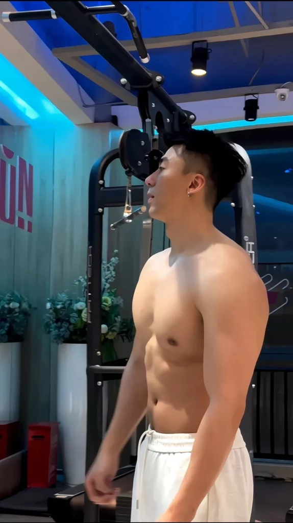 内蒙古肌肉男人，健硕身材人夫感 MAX 引热潮！
