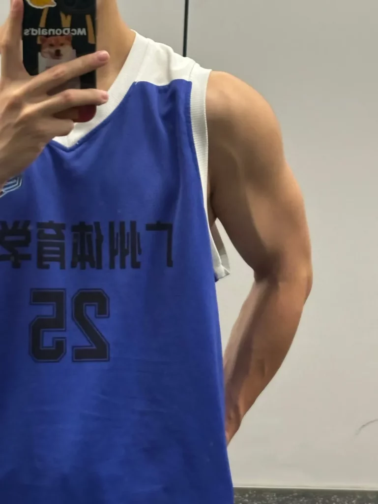 广州体育学院小腹肌体育生