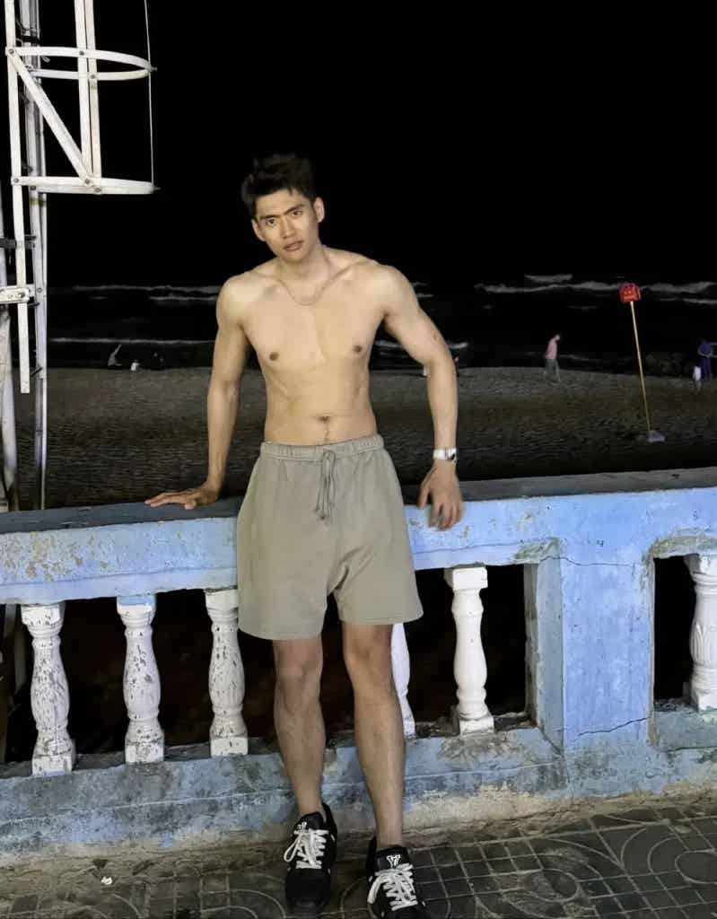 193cm 山东大鼻子体育生