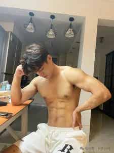 山东185CM薄肌模特帅哥，真男德代表！-潮男潮北