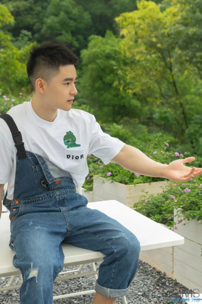 可狼可奶的帅哥，邻家运动男孩肌肉弟弟的既视感