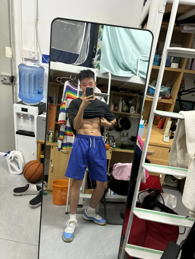 广州体育学院小腹肌体育生