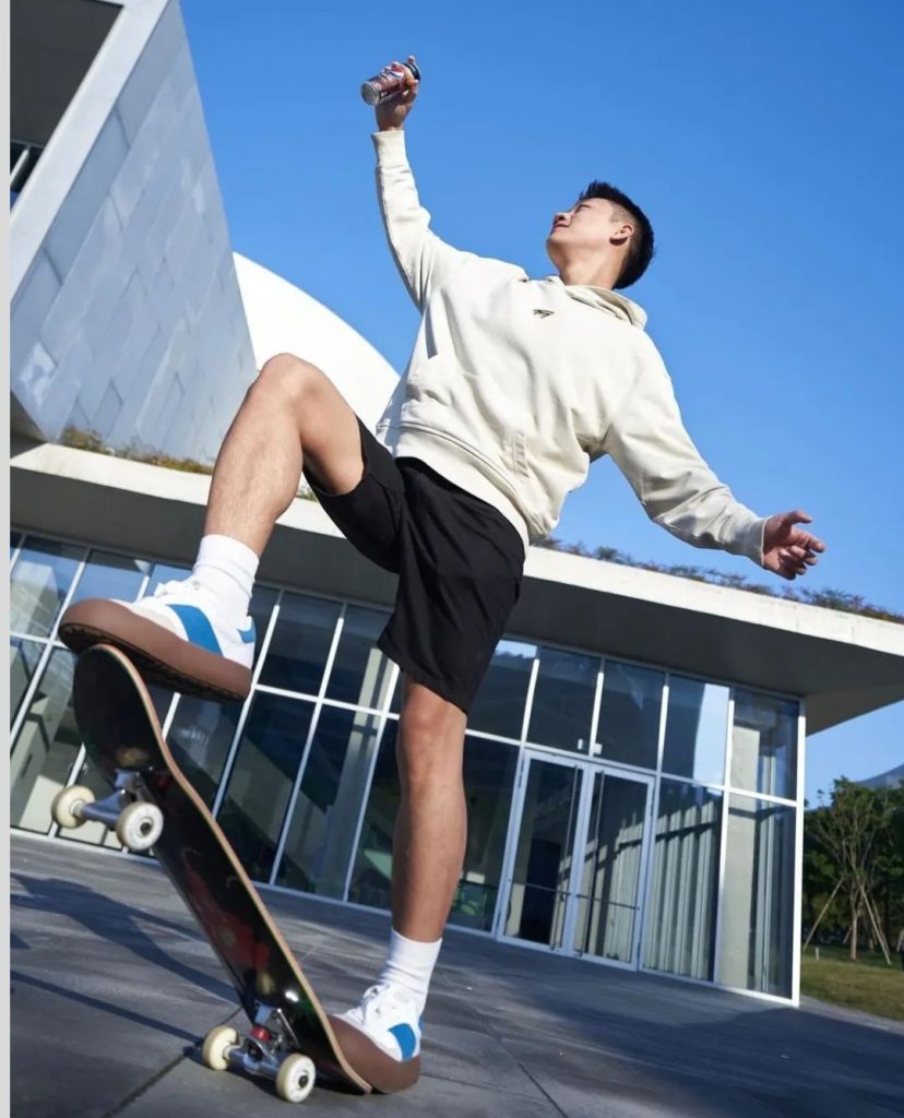 洗澡湿透的大鼻子野生男私照拔到