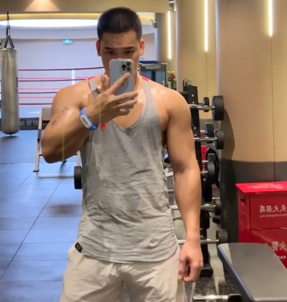 山东体院 185CM 壮男