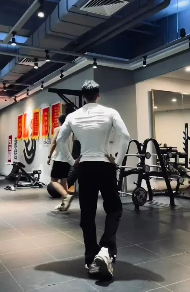 内蒙古肌肉男人，健硕身材人夫感 MAX 引热潮！