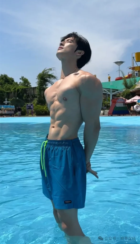 健身房帅男肌肉 CP