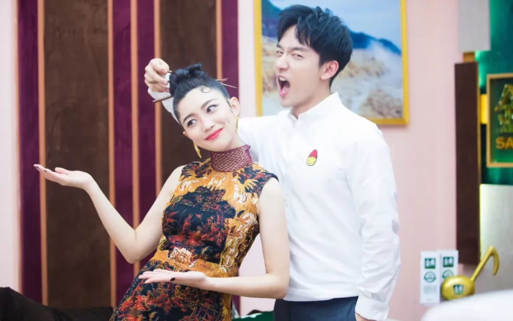 《歌手》里的隐藏大帅哥！他穿白裤子好好看啊啊啊！