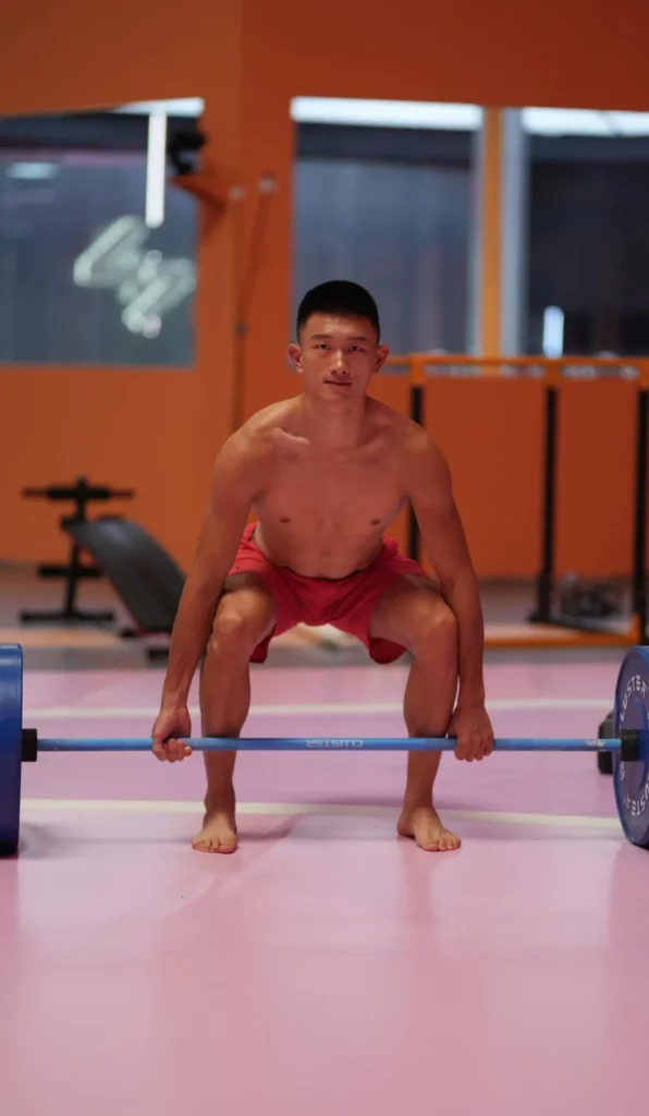 筋肉！188CM 寸头黑皮肌肉赛艇体育生太耐了！