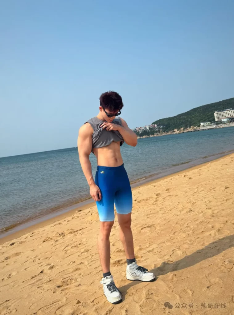 山东 185CM 薄肌模特帅哥，真男德代表！