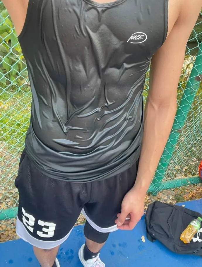 体育生男高的小腹肌