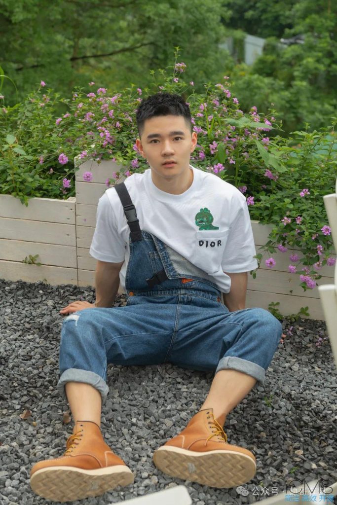 可狼可奶的帅哥，邻家运动男孩肌肉弟弟的既视感