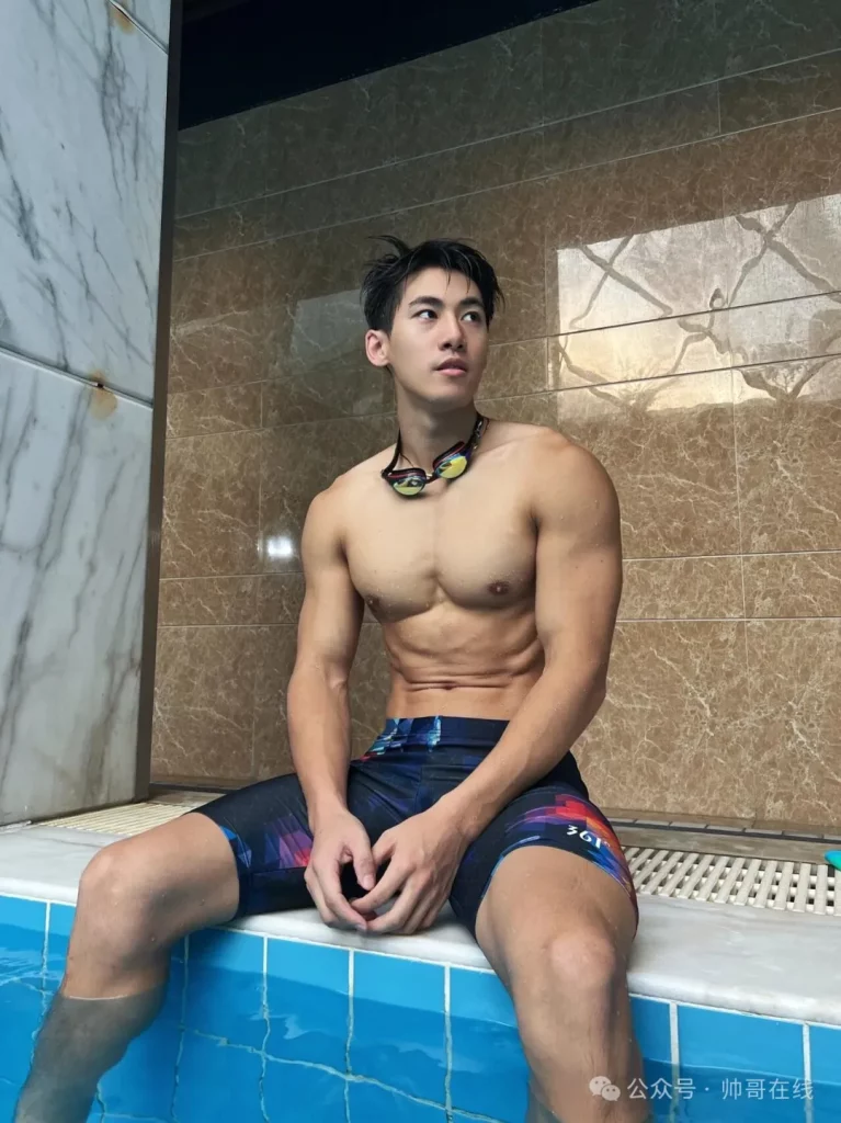 健身房帅男肌肉 CP