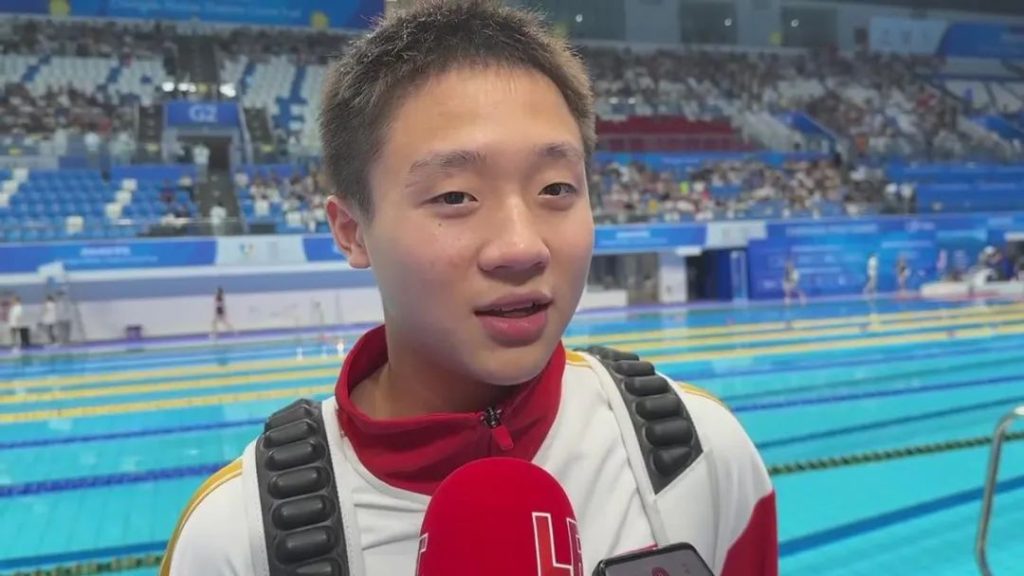 成都体育学院 04 年的跳水弟弟最新图来了！