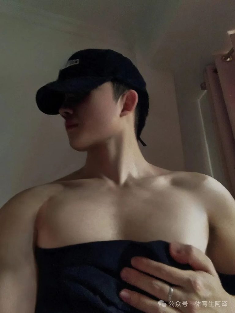 正装男妈妈—女生们都自愧不如……