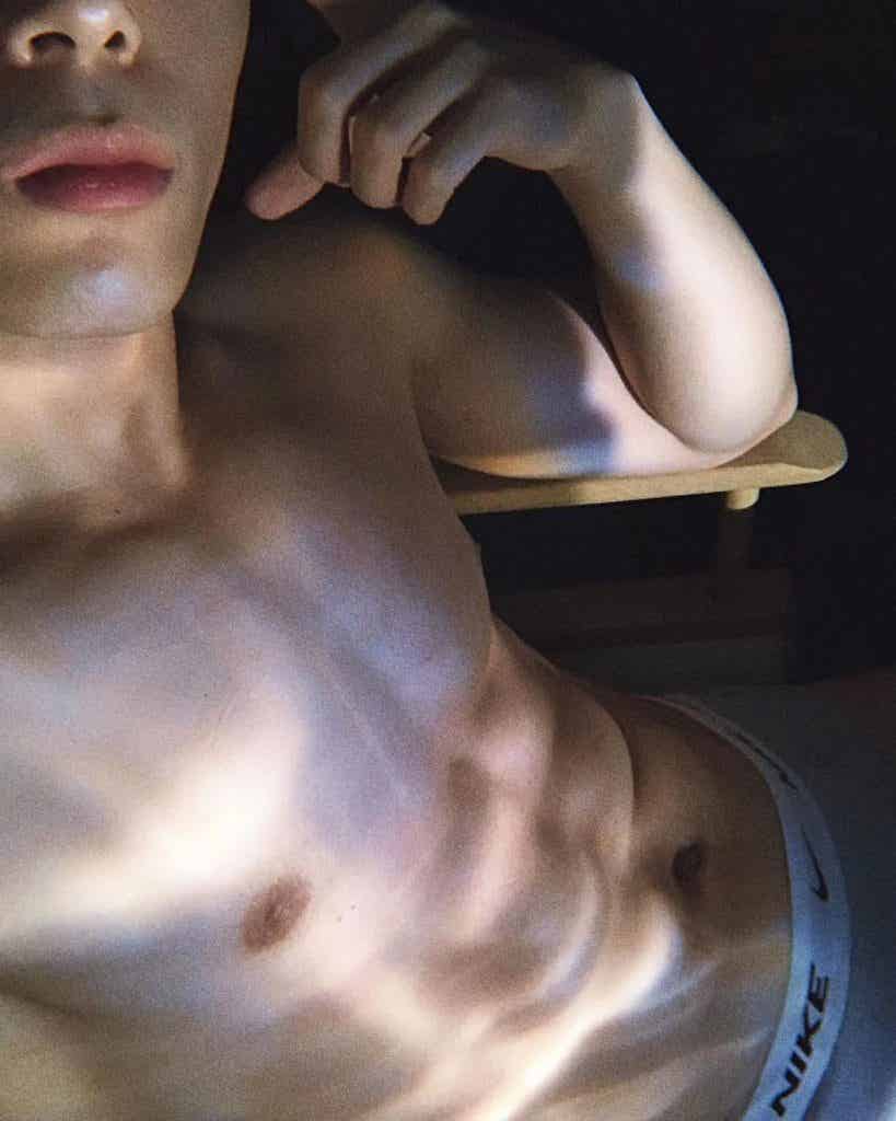 推特网红被扒是上交研究生?!大乌龙! 推特网红被扒是上交研究生?!大乌龙!