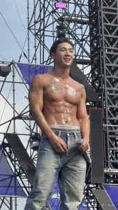 28岁姜东昊脱衣现场-潮男潮北