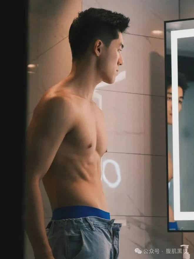 190cm 山东 20 体育生私生活曝光，太会玩了吧?