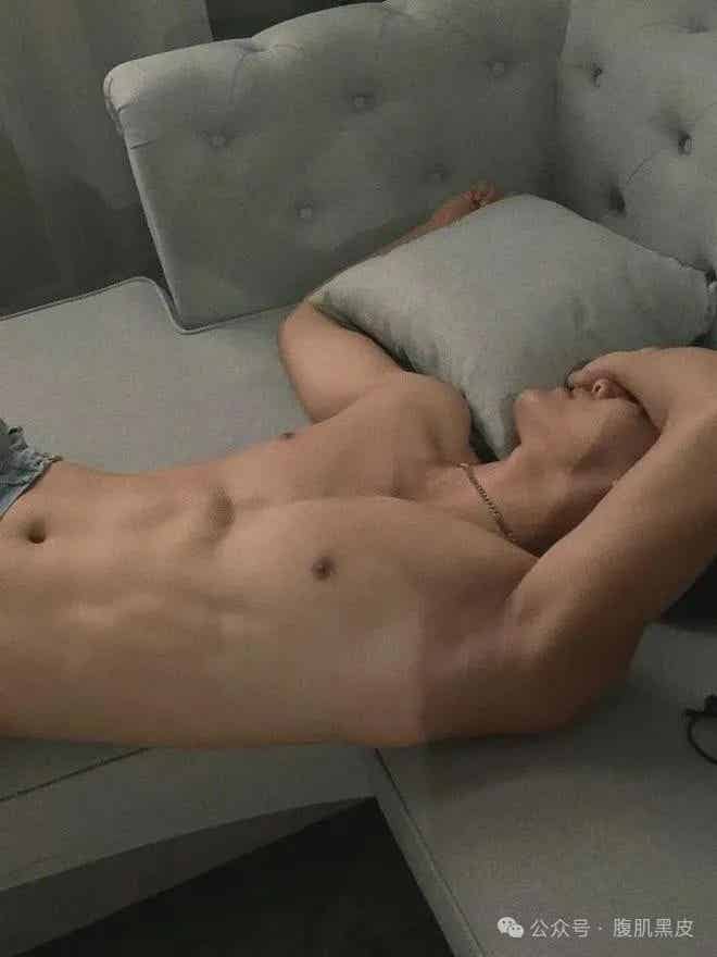 190cm 山东 20 体育生私生活曝光,太会玩了吧? 190cm 山东 20 体育生私生活曝光,太会玩了吧?