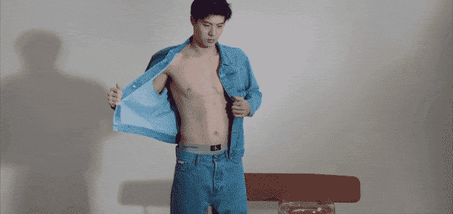 张翼祥居然拍了 CK 大片!我真的超可以! 张翼祥居然拍了 CK 大片!我真的超可以!