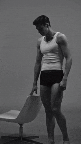 张翼祥居然拍了 CK 大片!我真的超可以! 张翼祥居然拍了 CK 大片!我真的超可以!