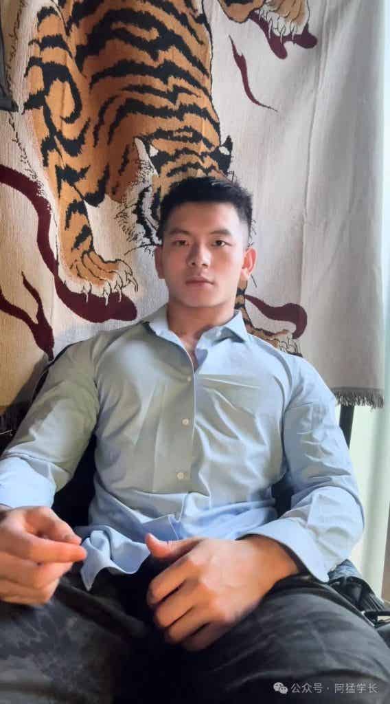 在【泰国宋干节】0 开张的他!竟然被采访了… 在【泰国宋干节】0 开张的他!竟然被采访了…