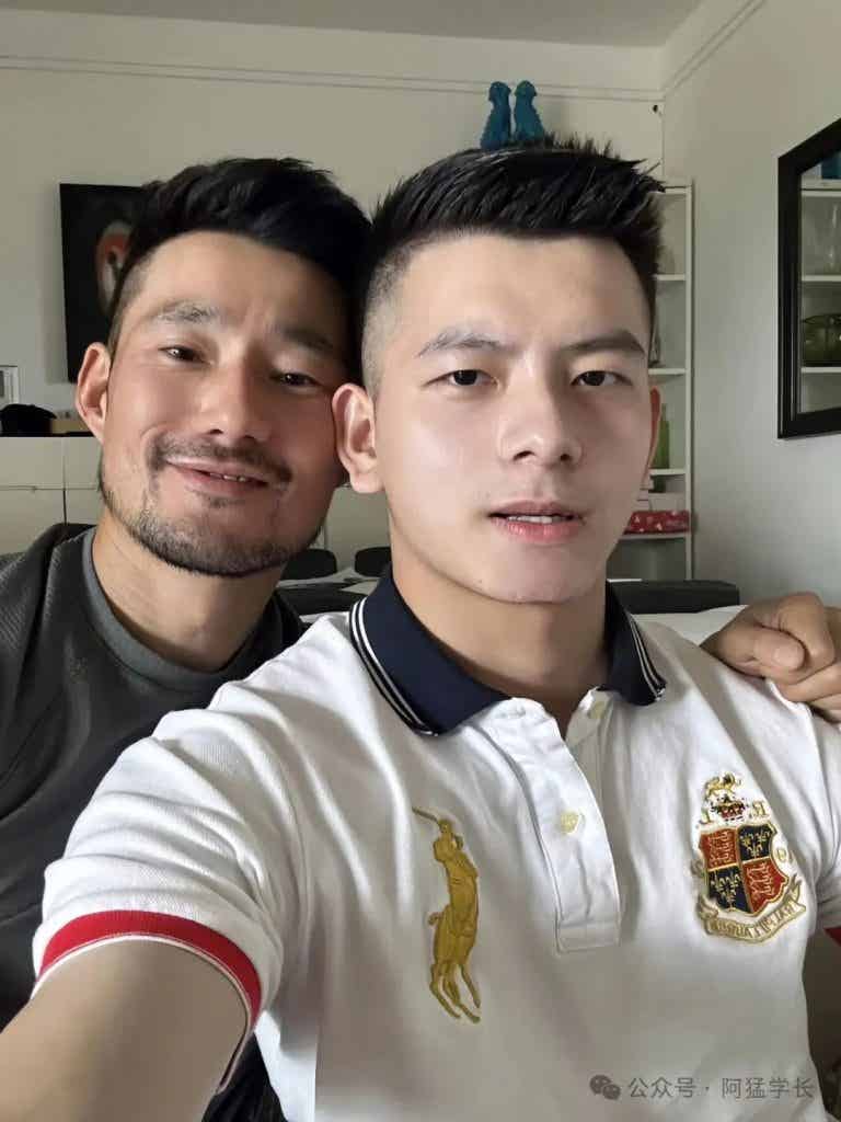 在【泰国宋干节】0 开张的他!竟然被采访了… 在【泰国宋干节】0 开张的他!竟然被采访了…