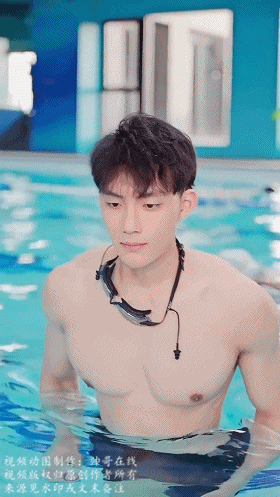 184CM 奶肌体育生写真视频曝光,网友:胸肌练得更大了! 184CM 奶肌体育生写真视频曝光,网友:胸肌练得更大了!