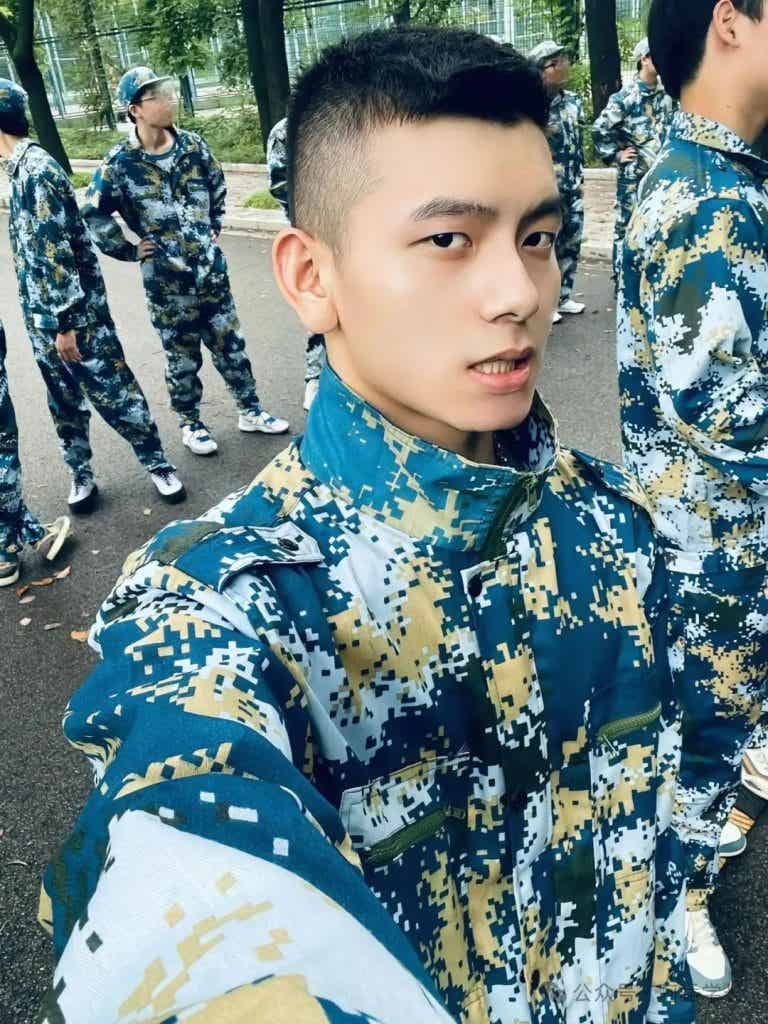 在【泰国宋干节】0 开张的他!竟然被采访了… 在【泰国宋干节】0 开张的他!竟然被采访了…