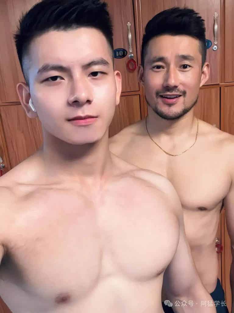 在【泰国宋干节】0 开张的他!竟然被采访了… 在【泰国宋干节】0 开张的他!竟然被采访了…