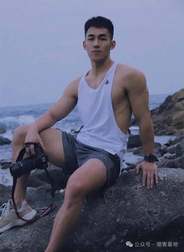 为什么部分通讯录会喜欢体毛旺盛的男生？