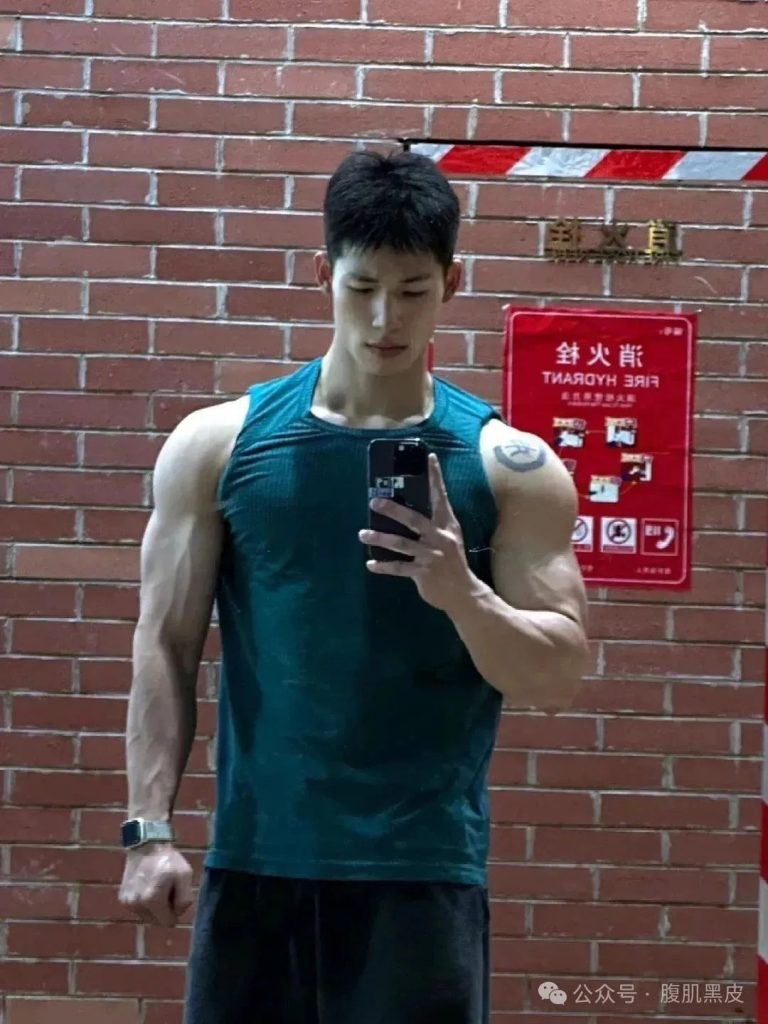 24 北体体育生 183cm 被采访视频流出 24 北体体育生 183cm 被采访视频流出