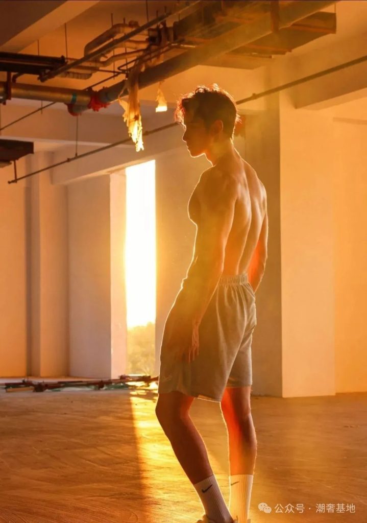 山东 185cm 小哥被约拍写真—青春如火残阳似血！