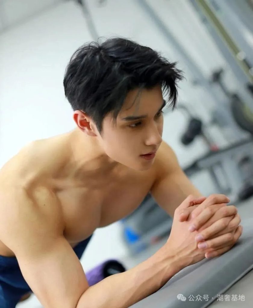 山东 185cm 小哥被约拍写真—青春如火残阳似血！