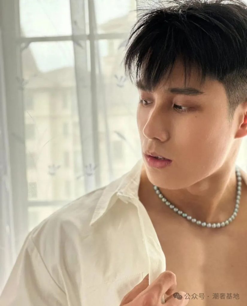 山东 185cm 小哥被约拍写真—青春如火残阳似血！