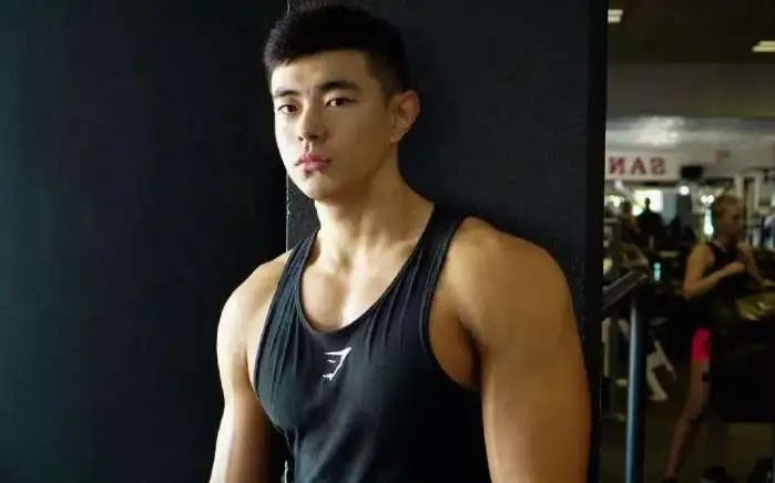 北京肌肉型男体育生