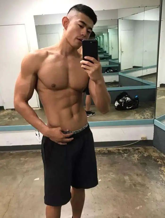 北京肌肉型男体育生