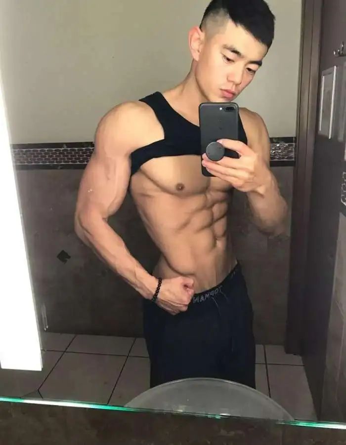 北京肌肉型男体育生