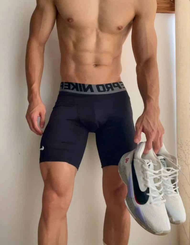 覃森 QS 事件后续：因同事举报被抓