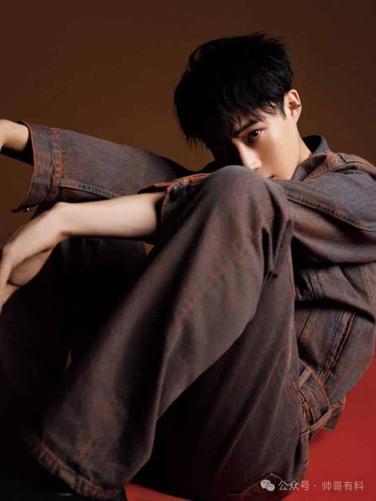 健身模特冠军与柔美舞者的跨界碰撞,完美组合 健身模特冠军与柔美舞者的跨界碰撞,完美组合