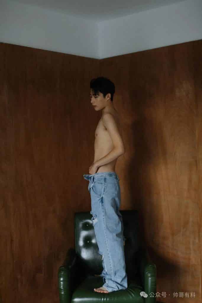 健身模特冠军与柔美舞者的跨界碰撞,完美组合 健身模特冠军与柔美舞者的跨界碰撞,完美组合