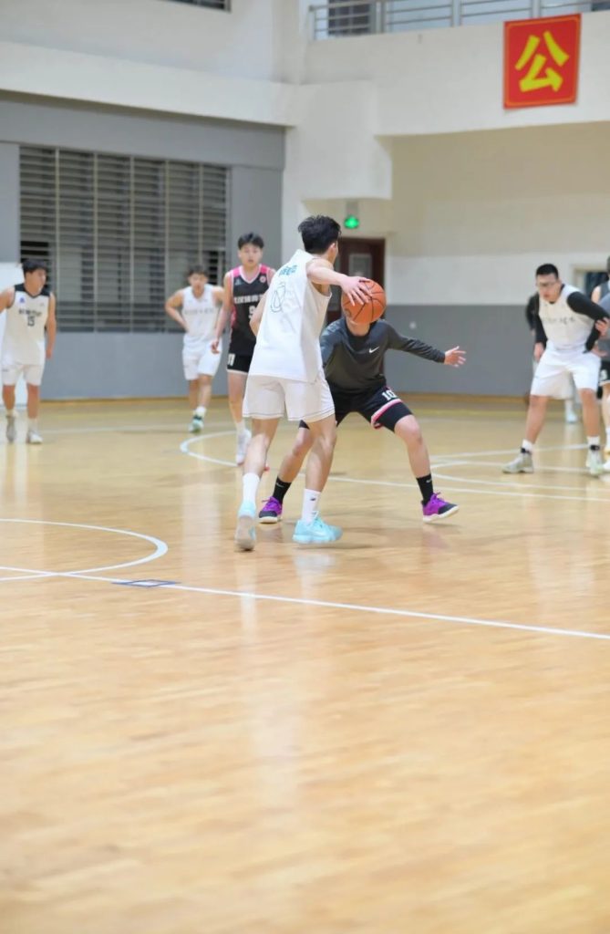 185CM 武汉体育学院篮球特长生，刚出浴有多好看？