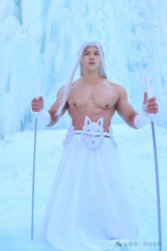 健身模特冠军与柔美舞者的跨界碰撞,完美组合 健身模特冠军与柔美舞者的跨界碰撞,完美组合