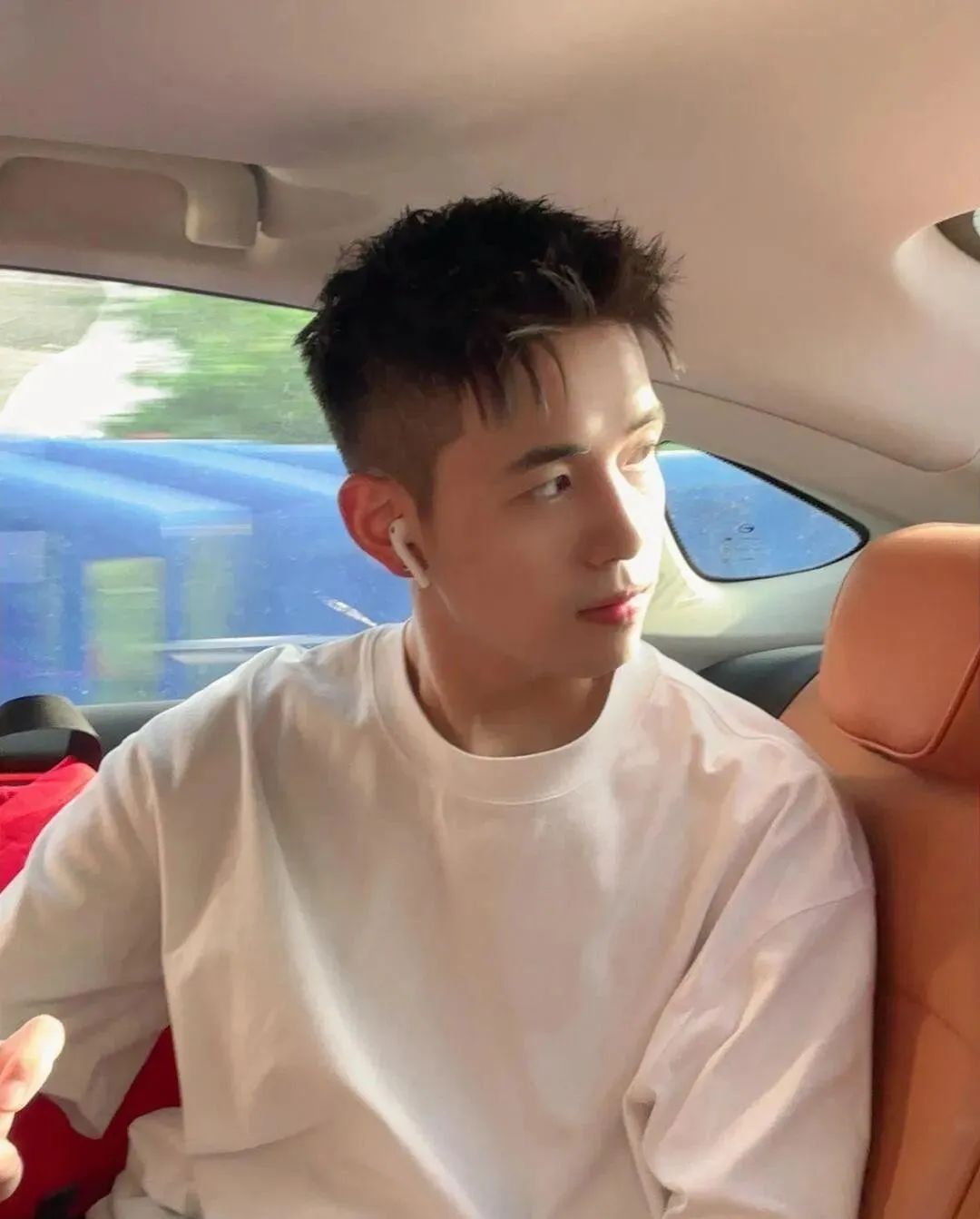 03 年男大小奶狗，青春洋溢