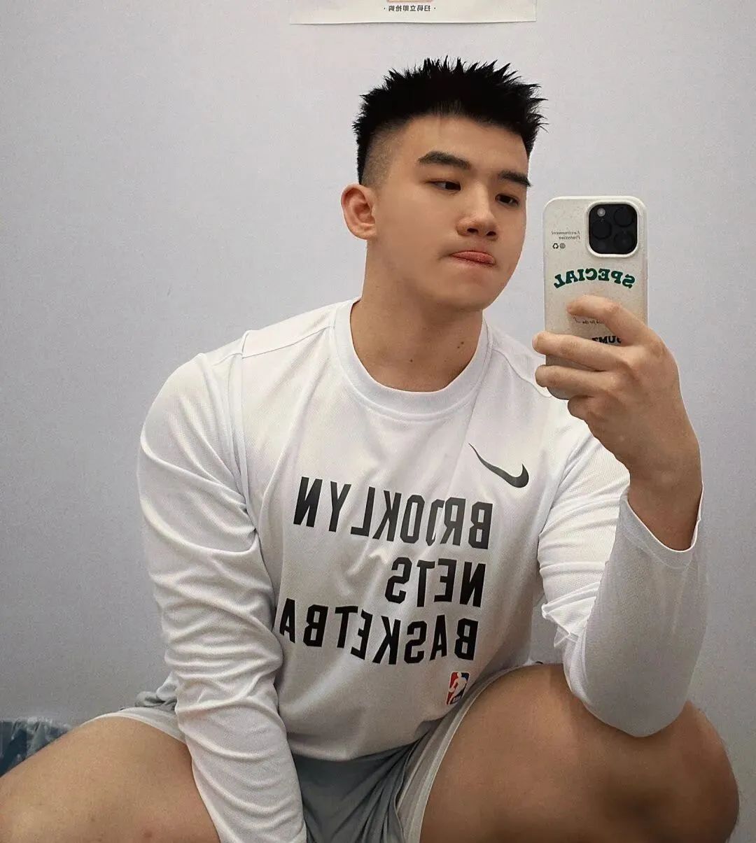 湖南肉壮型肌肉男，气质优零