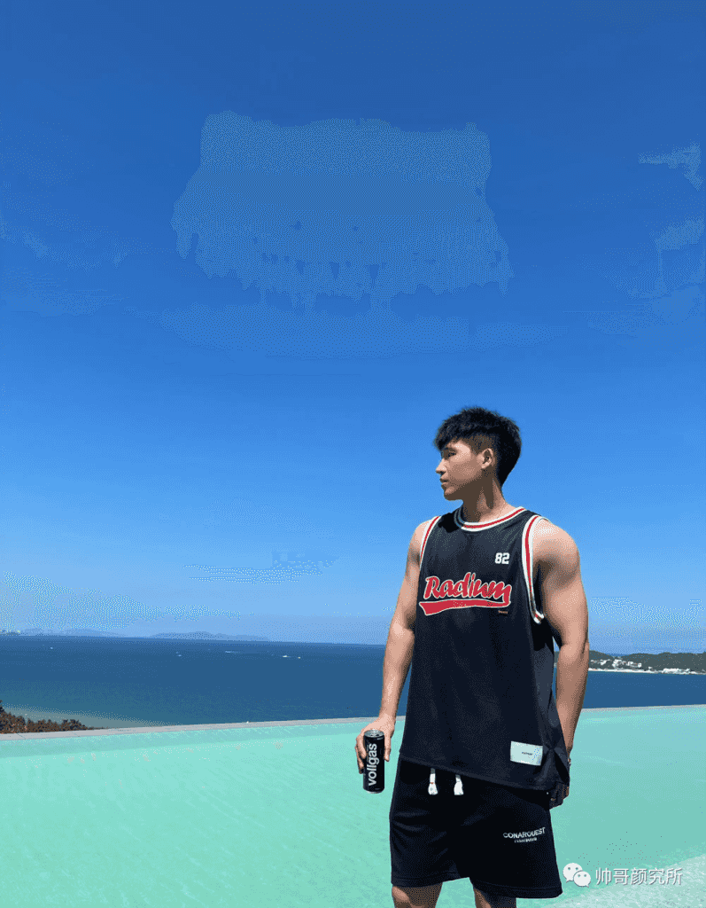 阳光可爱小奶狗!感觉嫩得掐出水 | 颜值帅哥 阳光可爱小奶狗!感觉嫩得掐出水 | 颜值帅哥