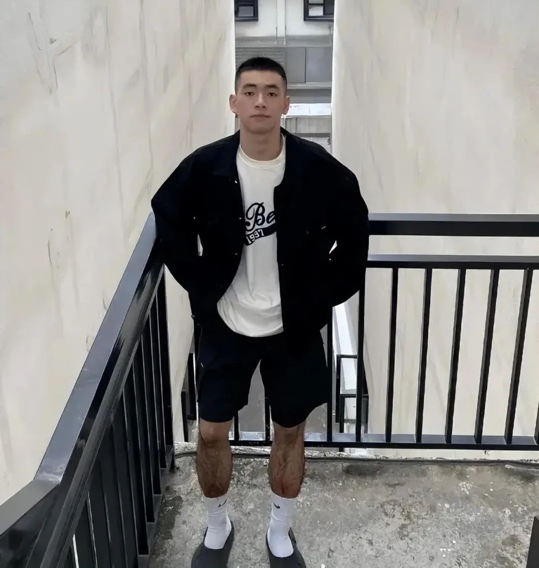 17 楼的长腿兵哥哥，很有实力啊