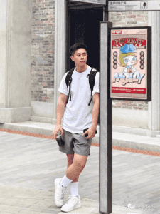 这小子可真俊！网友：小粗腿太可口了 | 颜值帅哥-潮男潮北